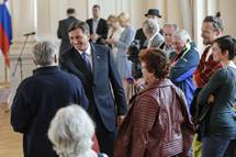 27. 4. 2015, Ljubljana – Ob prilonosti slovenskega dravnega praznika je v Uradu predsednika Republike Slovenije potekal dan odprtih vrat (Stanko Gruden/STA)